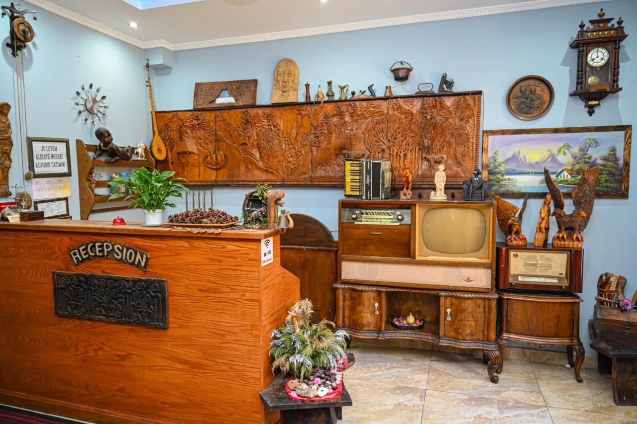 Hotel Epoka Shkodër Esterno foto