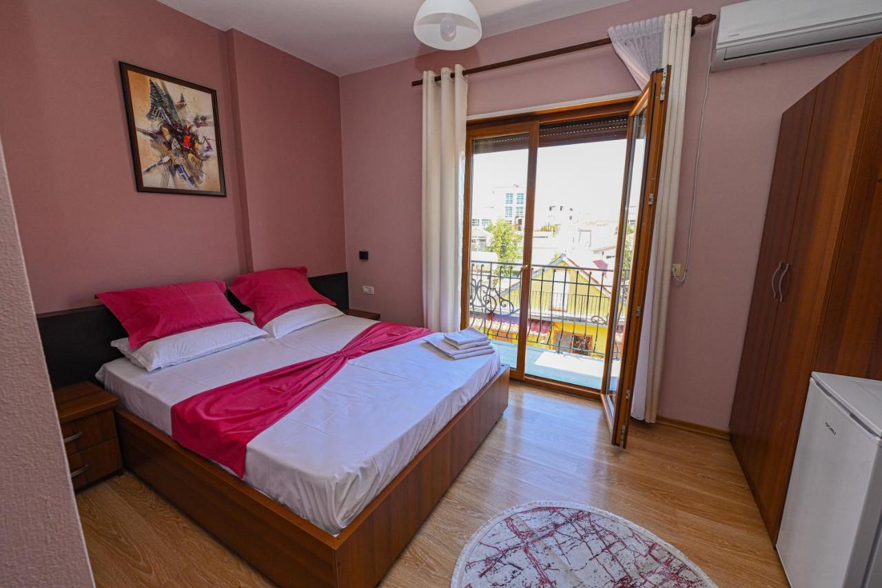 Hotel Epoka Shkodër Esterno foto