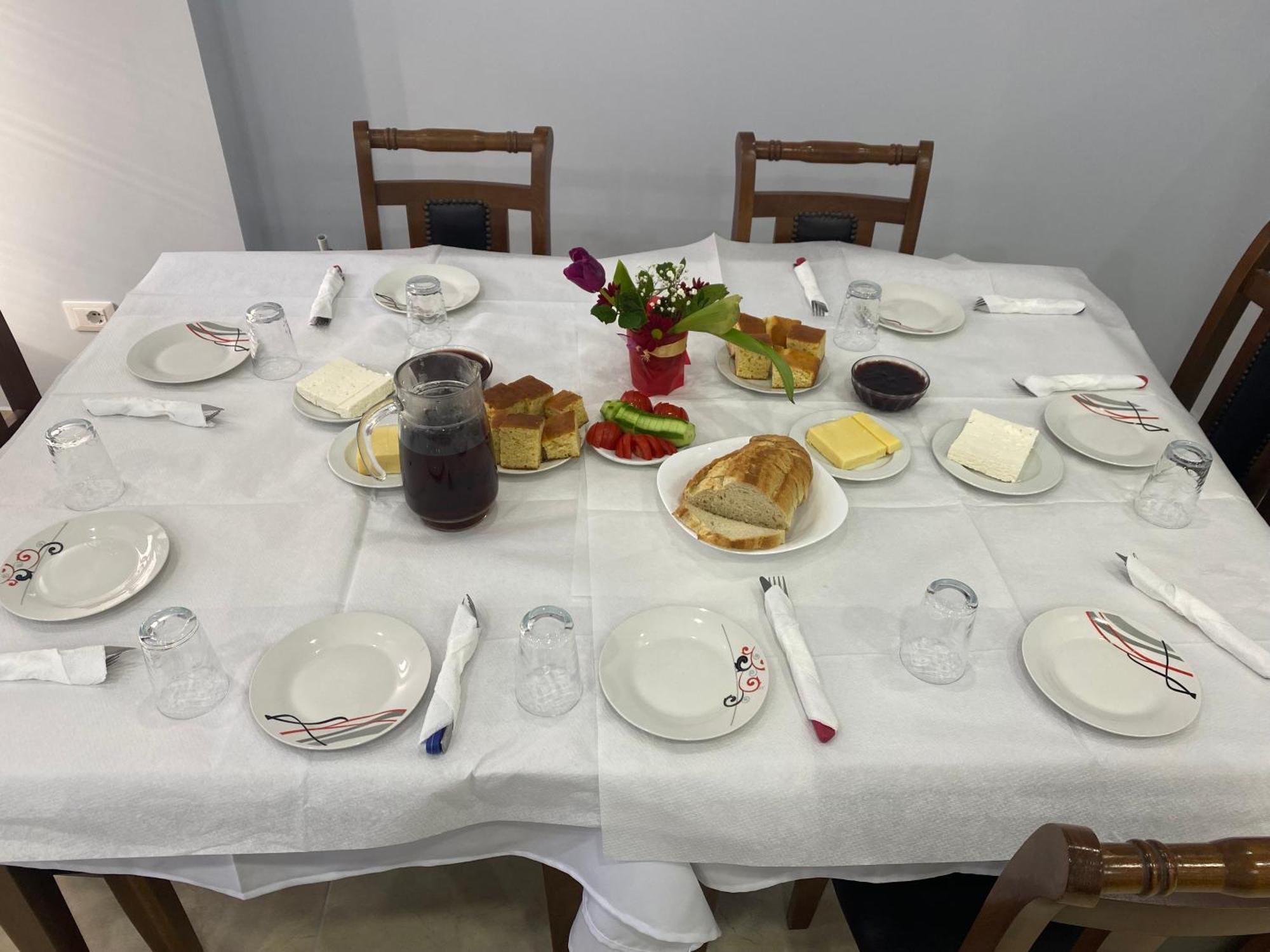 Hotel Epoka Shkodër Esterno foto